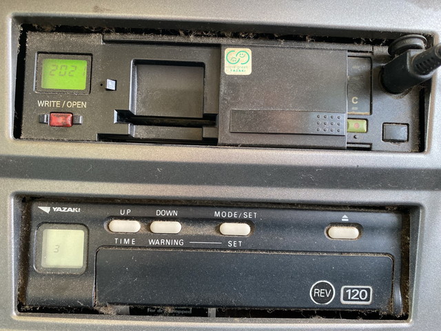 日野プロフィアアルミウイング大型（10t）[写真35]