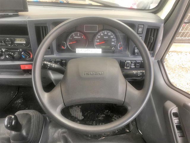 いすゞエルフ平ボディ小型（2t・3t）[写真35]