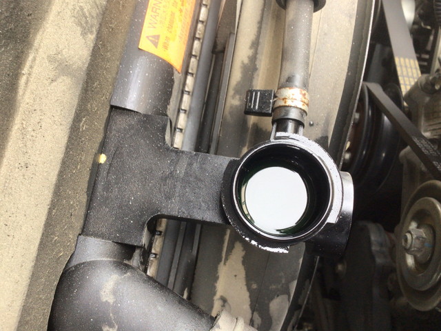 いすゞエルフ平ボディ小型（2t・3t）[写真15]