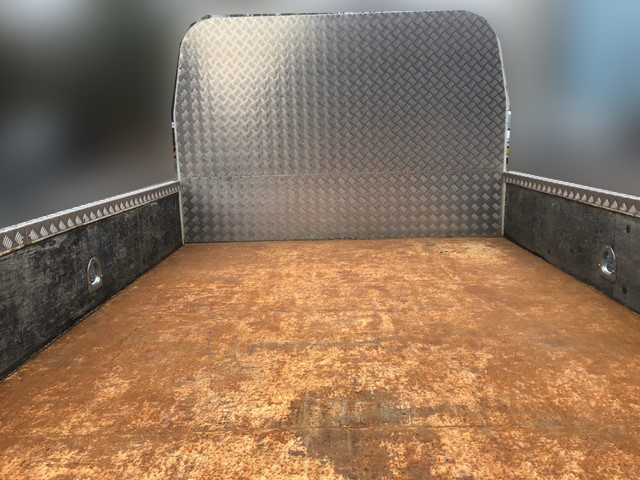 いすゞエルフ平ボディ小型（2t・3t）[写真07]