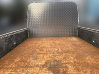 いすゞエルフ平ボディ小型（2t・3t）[写真07]