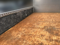 いすゞエルフ平ボディ小型（2t・3t）[写真08]