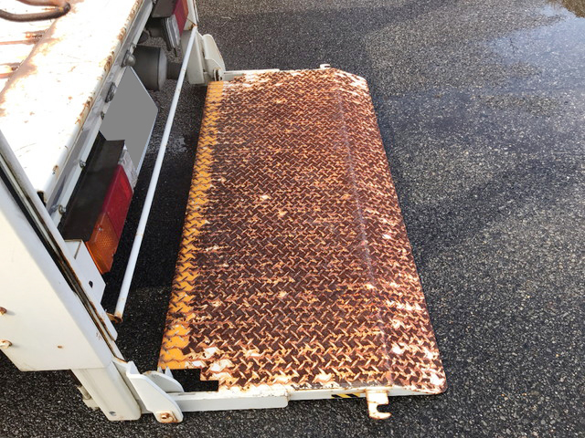 トヨタダイナ平ボディ小型（2t・3t）[写真08]