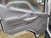 日野デュトロ平ボディ小型（2t・3t）[写真18]