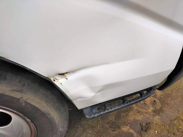 日野デュトロ平ボディ小型（2t・3t）[写真05]