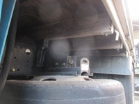 三菱ふそうキャンタークレーン付小型（2t・3t）[写真29]