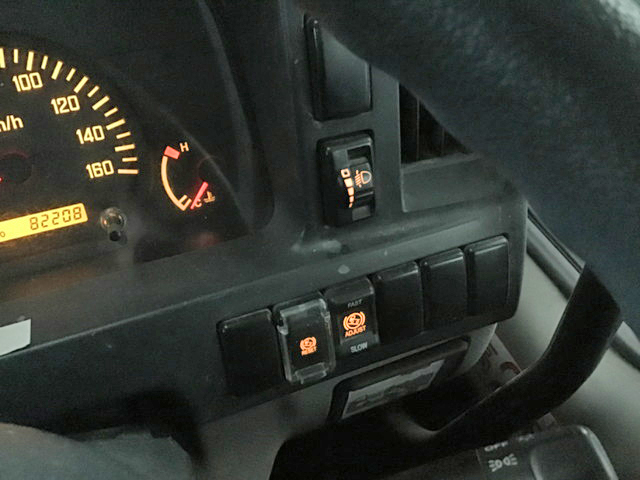 いすゞエルフ高所作業車小型（2t・3t）[写真17]