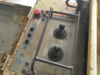 いすゞエルフ高所作業車小型（2t・3t）[写真05]