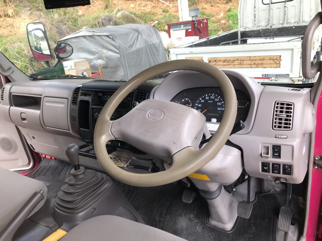 日野デュトロアルミバン小型（2t・3t）[写真28]