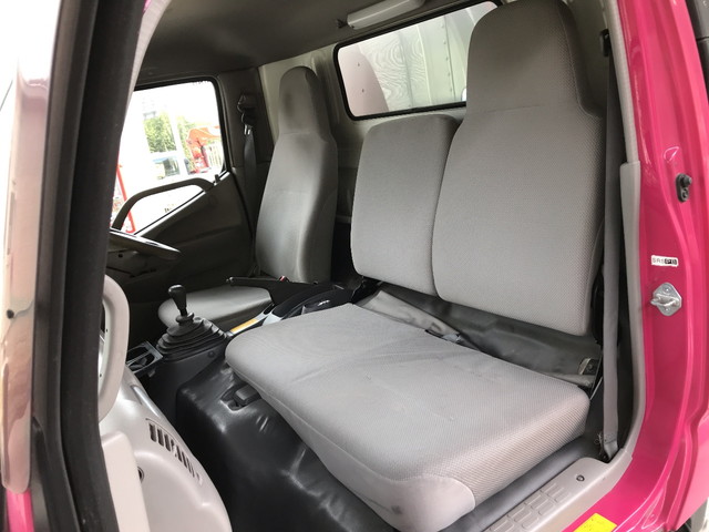 日野デュトロアルミバン小型（2t・3t）[写真29]