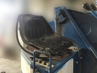 いすゞエルフ穴掘建柱車小型（2t・3t）[写真11]