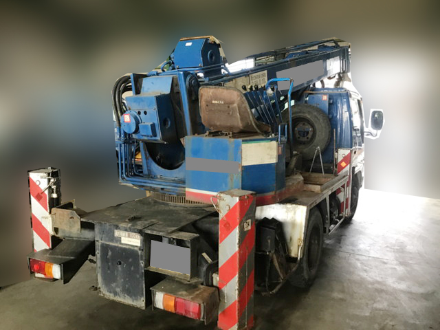 いすゞエルフ穴掘建柱車小型（2t・3t）[写真02]