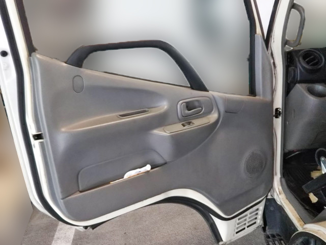 トヨタダイナパネルバン小型（2t・3t）[写真17]