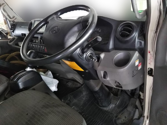 トヨタダイナパネルバン小型（2t・3t）[写真24]