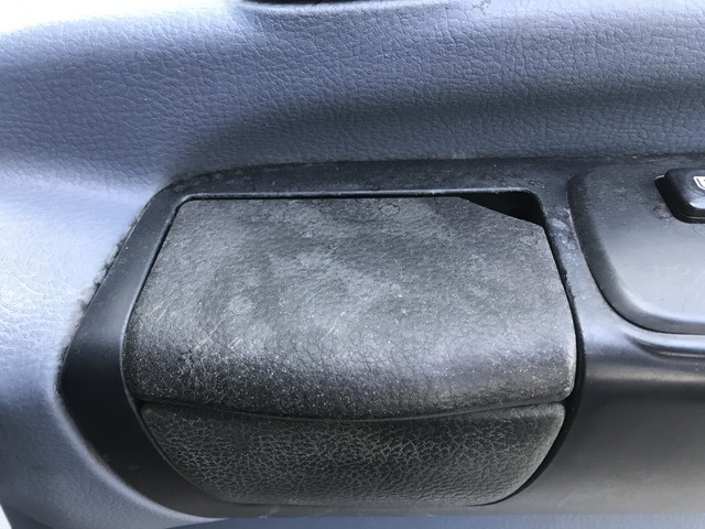 日野レンジャーアルミブロック中型（4t）[写真32]