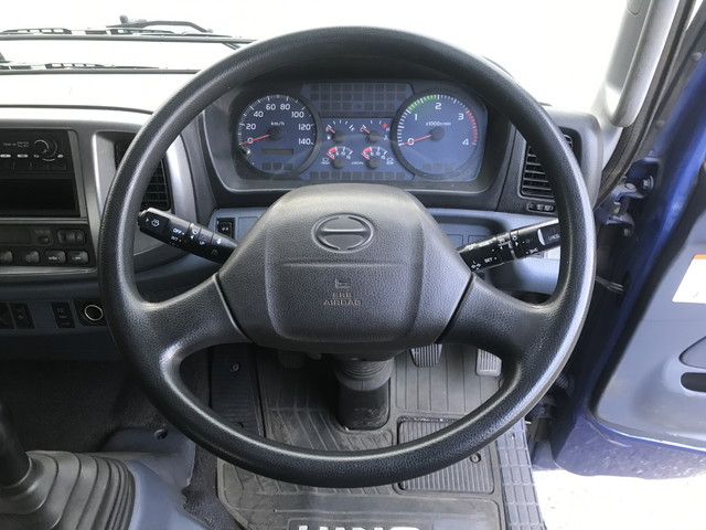 日野レンジャーアルミブロック中型（4t）[写真33]