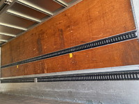 三菱ふそうファイターアルミウイング中型（4t）[写真14]