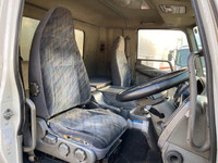 三菱ふそうファイターアルミウイング中型（4t）[写真30]