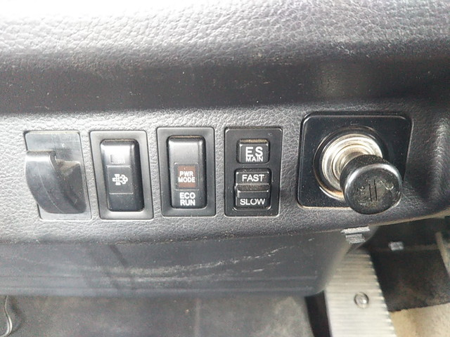 日野レンジャー平ボディ中型（4t）[写真33]