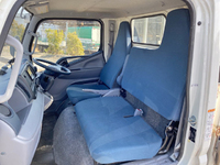 三菱ふそうキャンターガッツ平ボディ小型（2t・3t）[写真32]