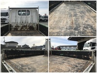 三菱ふそうキャンター平ボディ小型（2t・3t）[写真13]