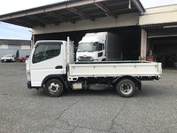 三菱ふそうキャンター平ボディ小型（2t・3t）[写真05]