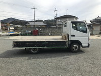 三菱ふそうキャンター平ボディ小型（2t・3t）[写真08]
