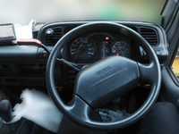 いすゞエルフクレーン5段小型（2t・3t）[写真25]