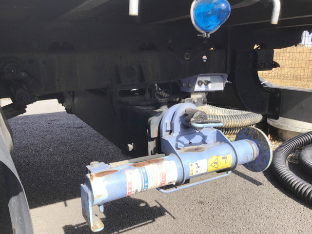 三菱ふそうファイタークレーン6段中型（4t）[写真12]