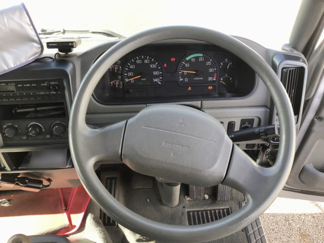 三菱ふそうファイタークレーン6段中型（4t）[写真18]