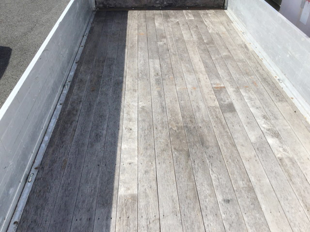 三菱ふそうファイタークレーン6段中型（4t）[写真04]