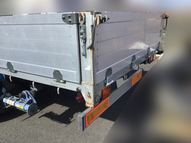 三菱ふそうファイタークレーン6段中型（4t）[写真05]