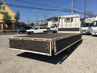 トヨタトヨエース平ボディ小型（2t・3t）[写真13]