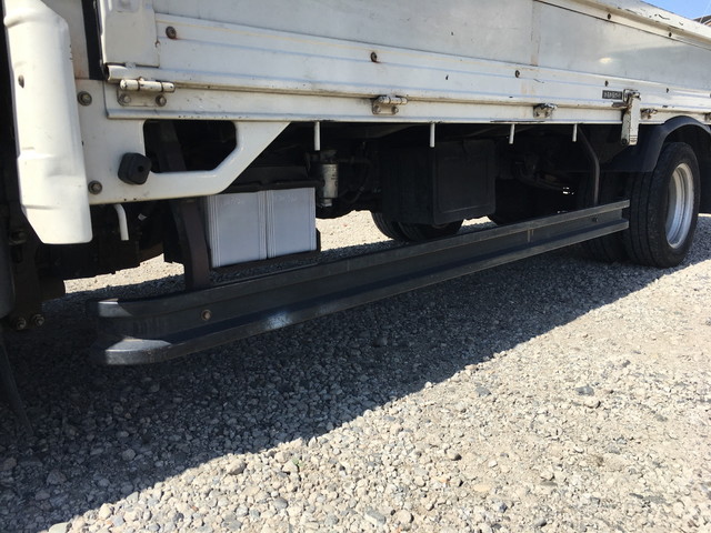 トヨタトヨエース平ボディ小型（2t・3t）[写真17]