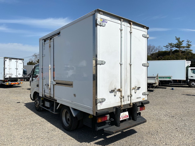 トヨタダイナ冷凍車（冷蔵車）小型（2t・3t）[写真04]