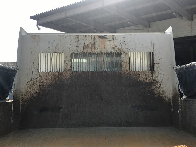 いすゞエルフダンプ小型（2t・3t）[写真13]