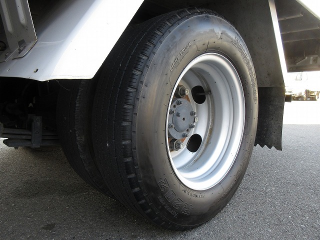 トヨタダイナアルミバン小型（2t・3t）[写真26]