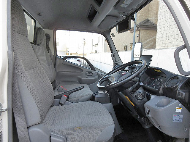 トヨタダイナアルミバン小型（2t・3t）[写真28]