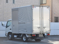 トヨタダイナアルミバン小型（2t・3t）[写真02]