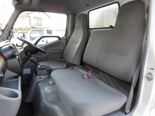 トヨタダイナアルミバン小型（2t・3t）[写真34]