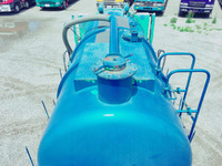 日野プロフィア汚泥吸引車大型（10t）[写真15]