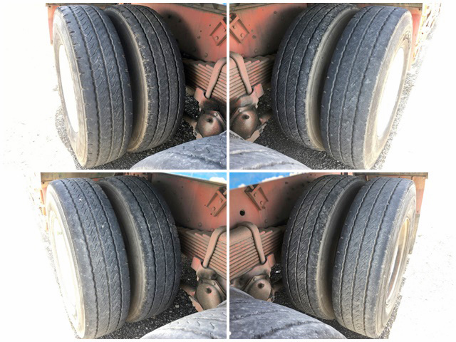 日野プロフィア汚泥吸引車大型（10t）[写真25]