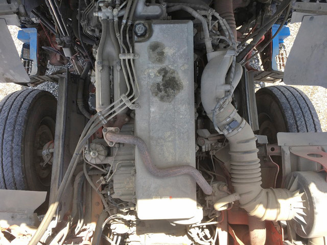 日野プロフィア汚泥吸引車大型（10t）[写真28]