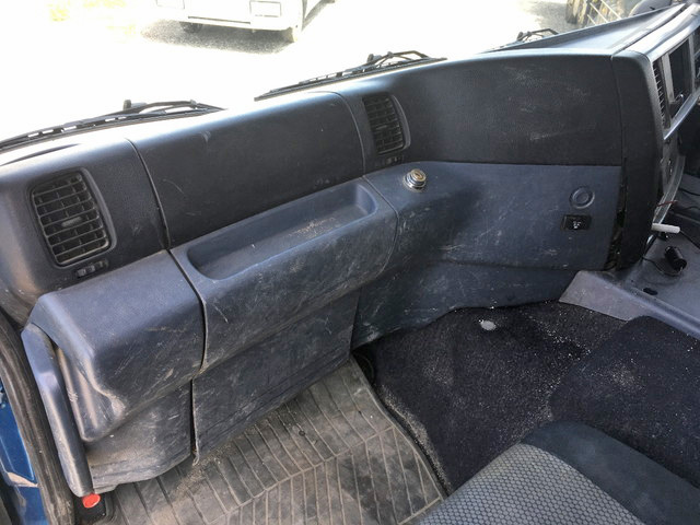 日野プロフィア汚泥吸引車大型（10t）[写真33]