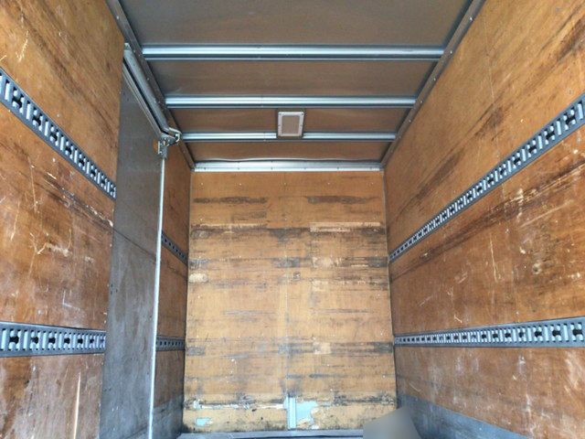 三菱ふそうキャンターアルミバン小型（2t・3t）[写真15]