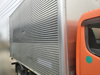 三菱ふそうキャンターアルミバン小型（2t・3t）[写真02]