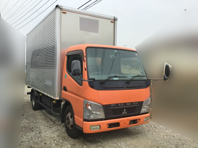 三菱ふそうキャンターアルミバン小型（2t・3t）[写真03]