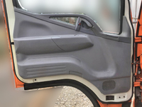 三菱ふそうキャンターアルミバン小型（2t・3t）[写真31]