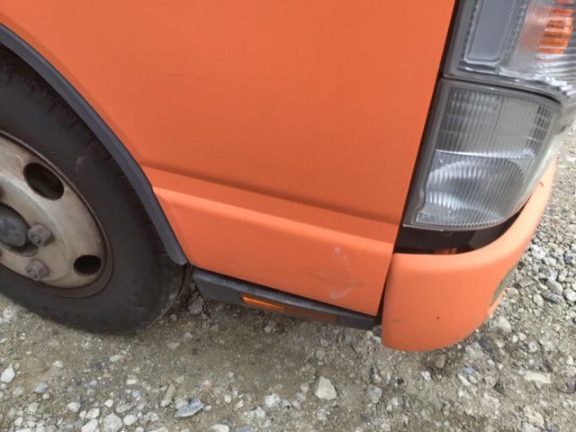 三菱ふそうキャンターアルミバン小型（2t・3t）[写真06]