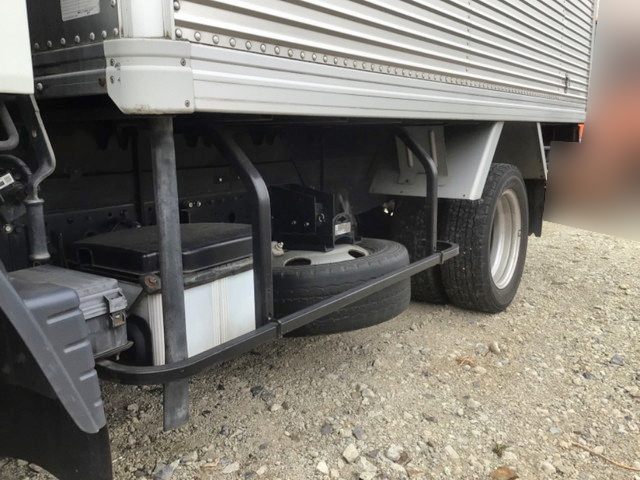 三菱ふそうキャンターアルミバン小型（2t・3t）[写真15]